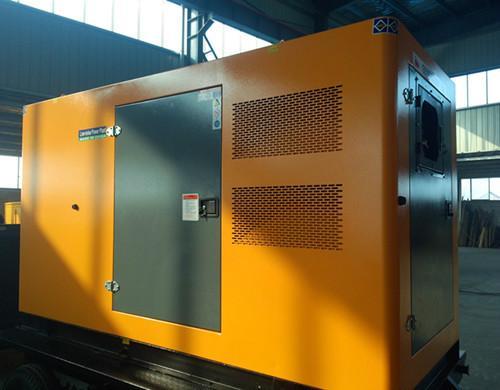 营山汽油发电机组电瓶电解液的密度应该保持在什么范围？